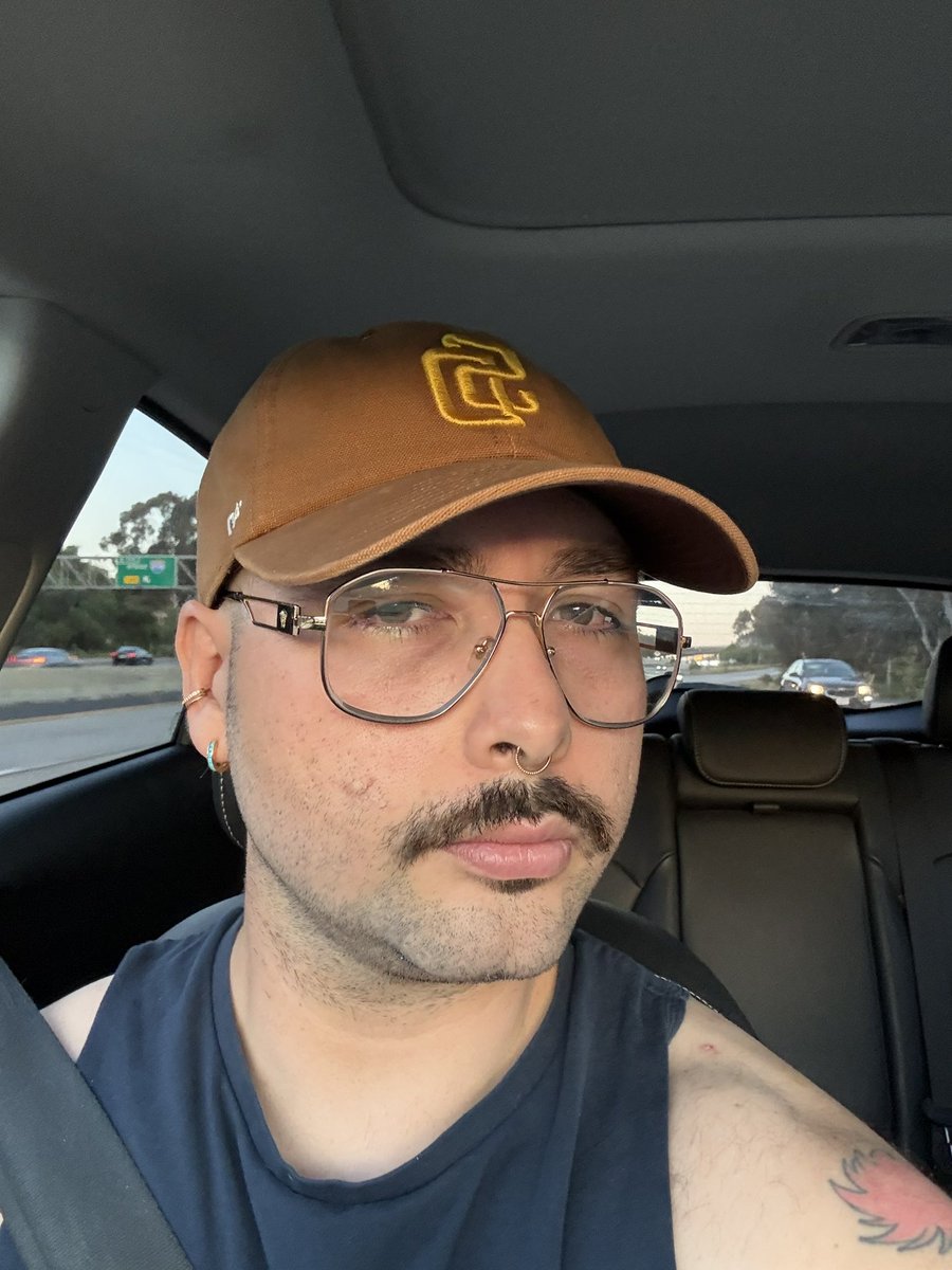 this foo tweet media