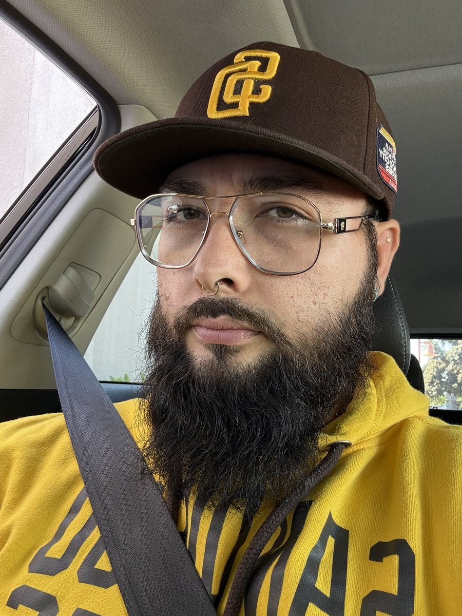 this foo tweet media