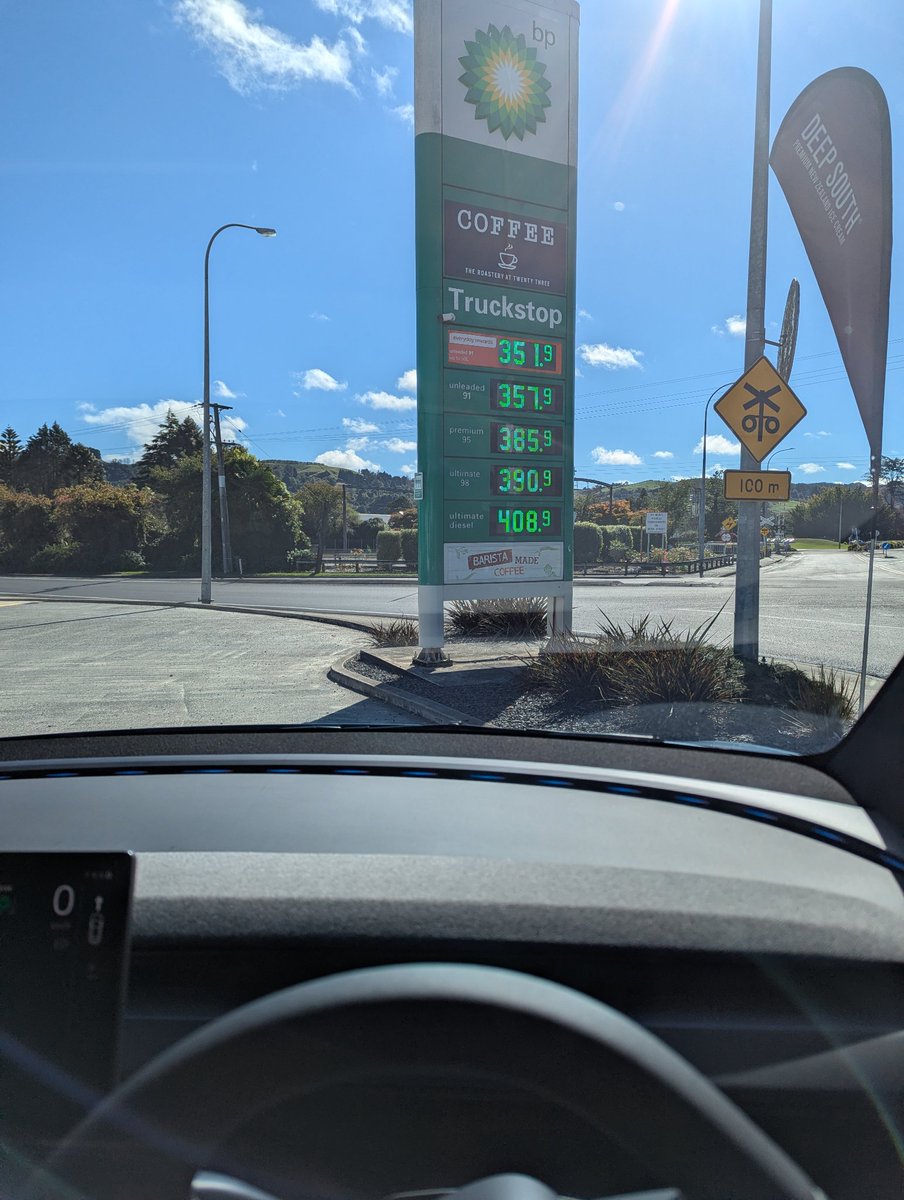 Gavin Shoebridge tweet media