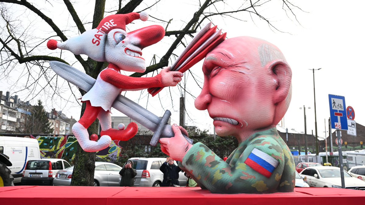 lufabom's tweet image. liebe grüsse gehen raus an #tilly..

wann hat die zusammenarbeit mit dem kriegsverbrecher #putin endlich ein ende... 

er gehört vors #kriegsgericht... dieser #massenmörder..!

🇺🇦 STAND WITH UKRAINE 🇺🇦