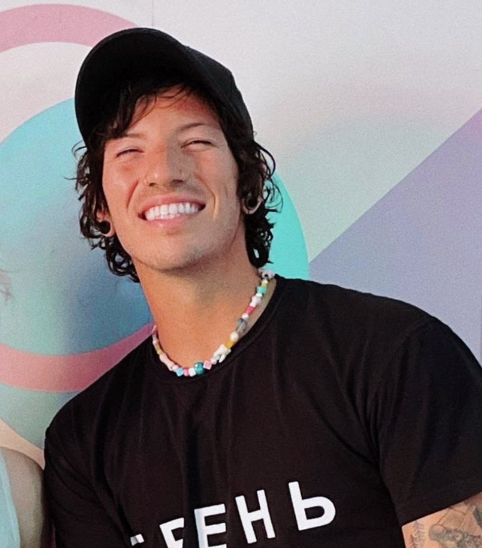 ⋆˚₊ 𖤓☽˚moon tweet media