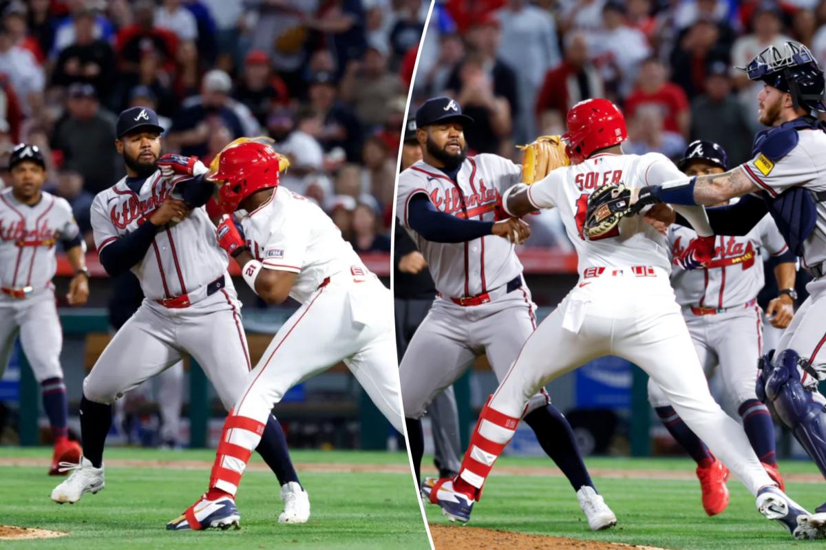 nypost's tweet image. MLB reduces Reynaldo Lopez's suspension after punching Jorge Soler in head with ball trib.al/cqVA9ep