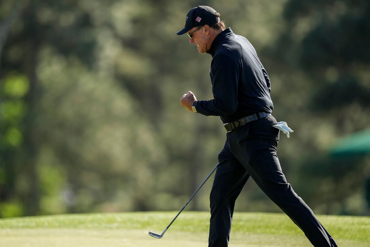 Phil Mickelson Tracker tweet media