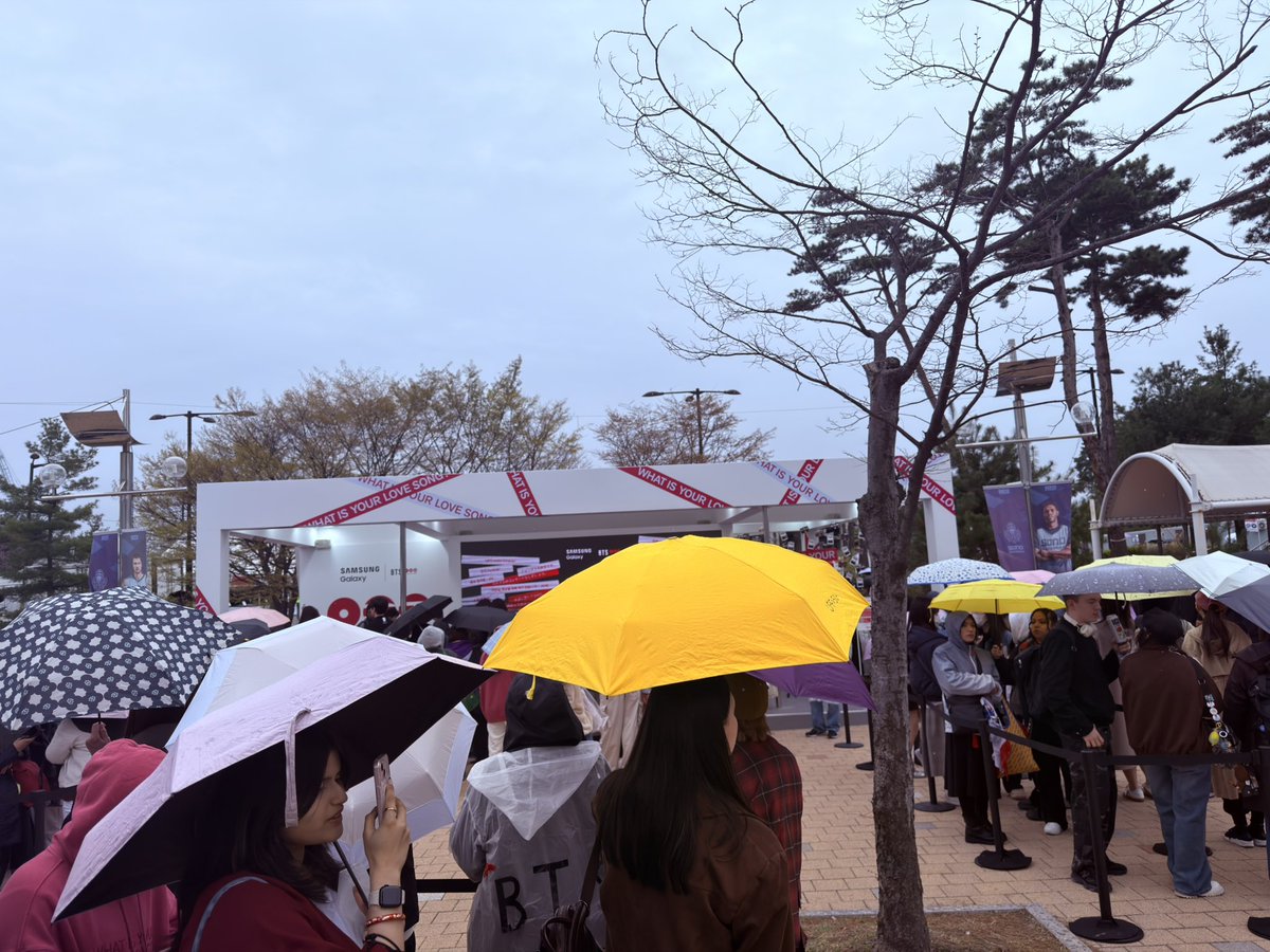 aira⁷ is seeing BTS 💜 tweet media