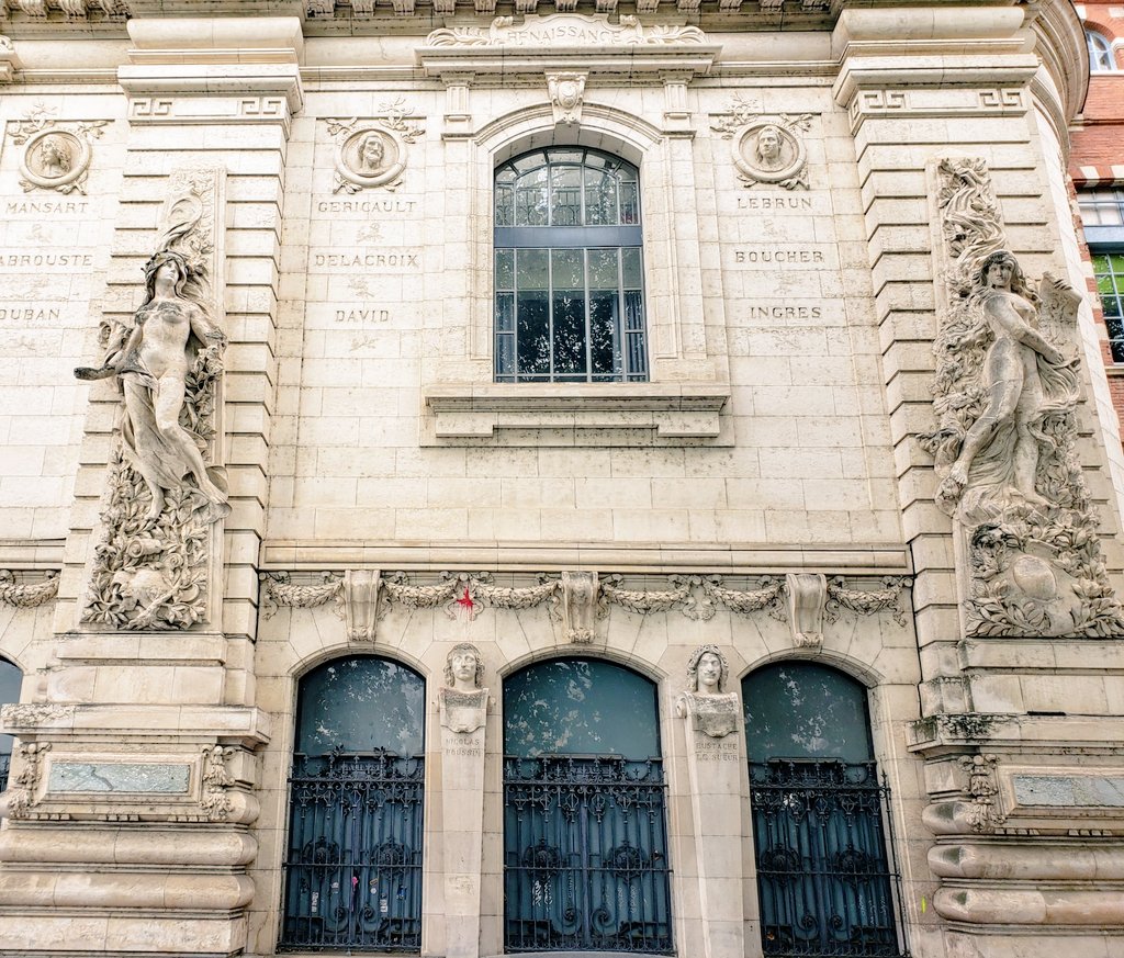 MichelleMoggio's tweet image. The School of Beaux-Arts in #Toulouse is a 17th century #architectural gem #France #artlover #travel #Occitanie