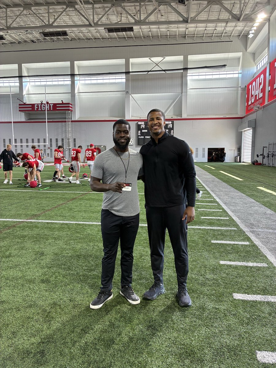 CoachRobLanders's tweet photo. Always a blessing to go back home and get knowledge and wisdom in THE Best D@&amp;# University in the land. Even better having fellowship with the ones that are continue to elevate the STANDARD of being a Silver Bullet!!! 
#OH #Buckeyes https://t.co/qP9L9rd4wg