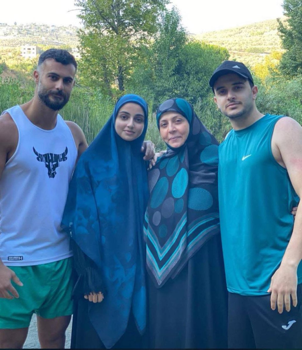 "Solidarity is a verb" tweet media