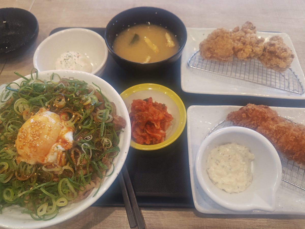 バカと仕事と社畜獣 tweet media