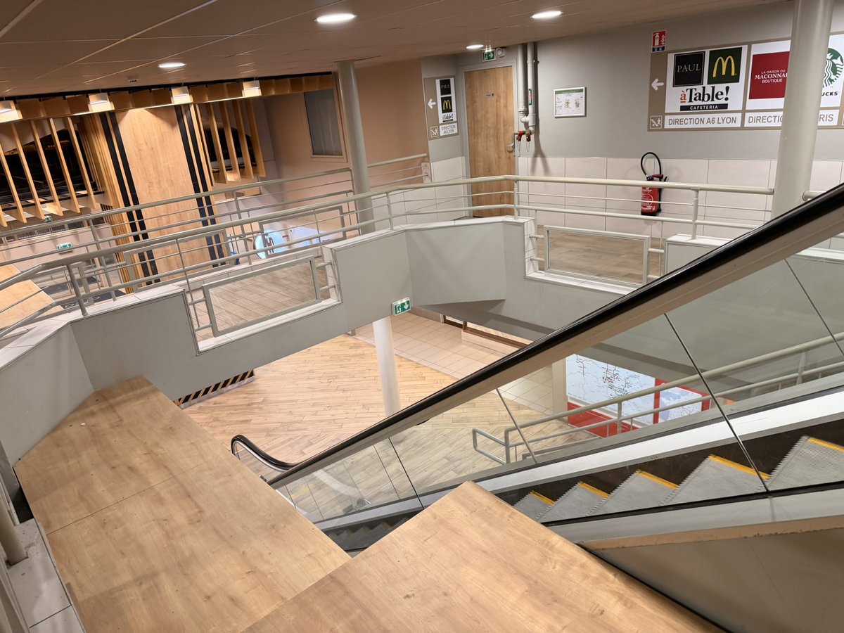 Solva 💮🩷【Autistic Femboy】 tweet media