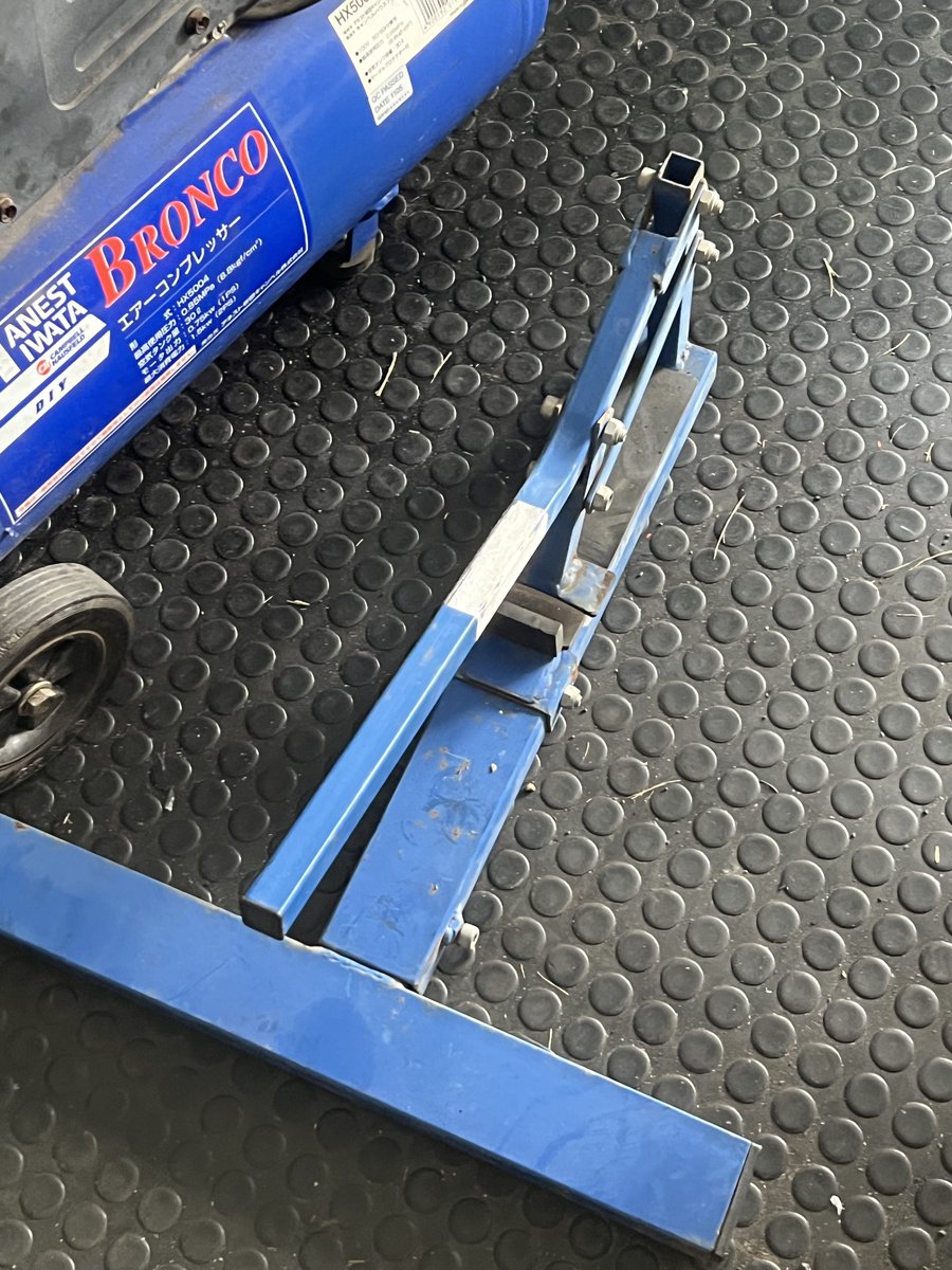 中古で買ってきたビードブレーカーなかなか使える