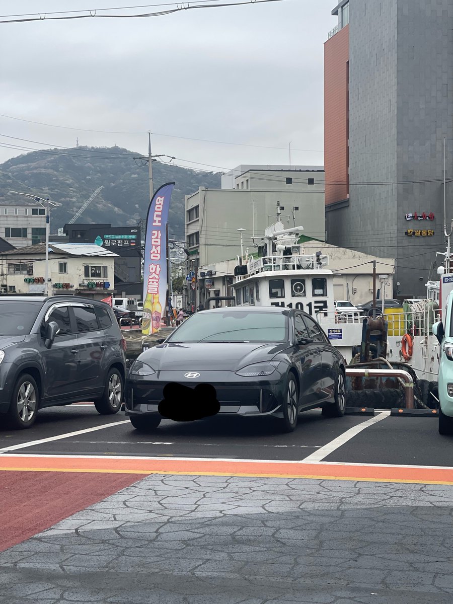 釜山に仕事出来てるけど、BMWが韓国の人は好きなのかね？
ヒョンデとかもBMW感があるデザインが多いかなって印象🤔

これはGR86コリアンエディションですか！？