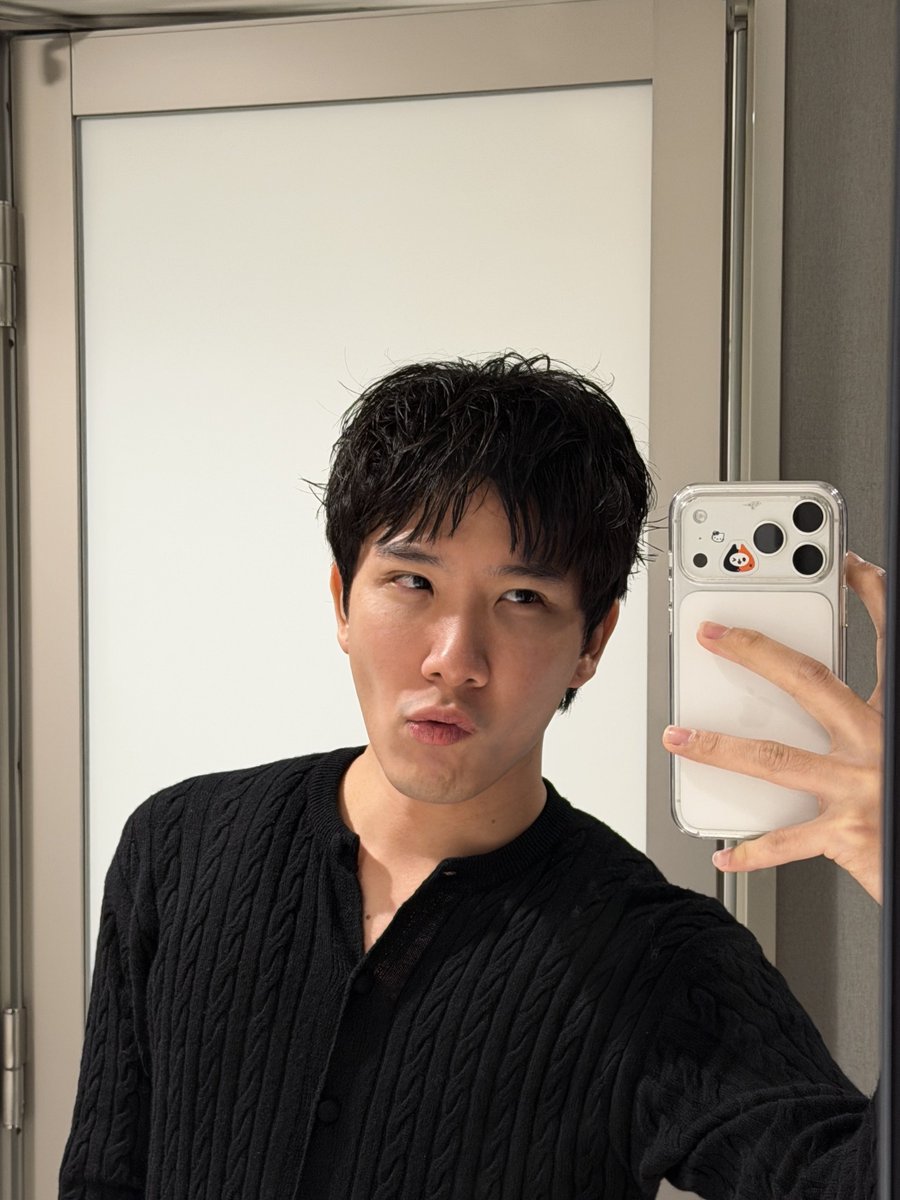 anne 🍊 tweet media