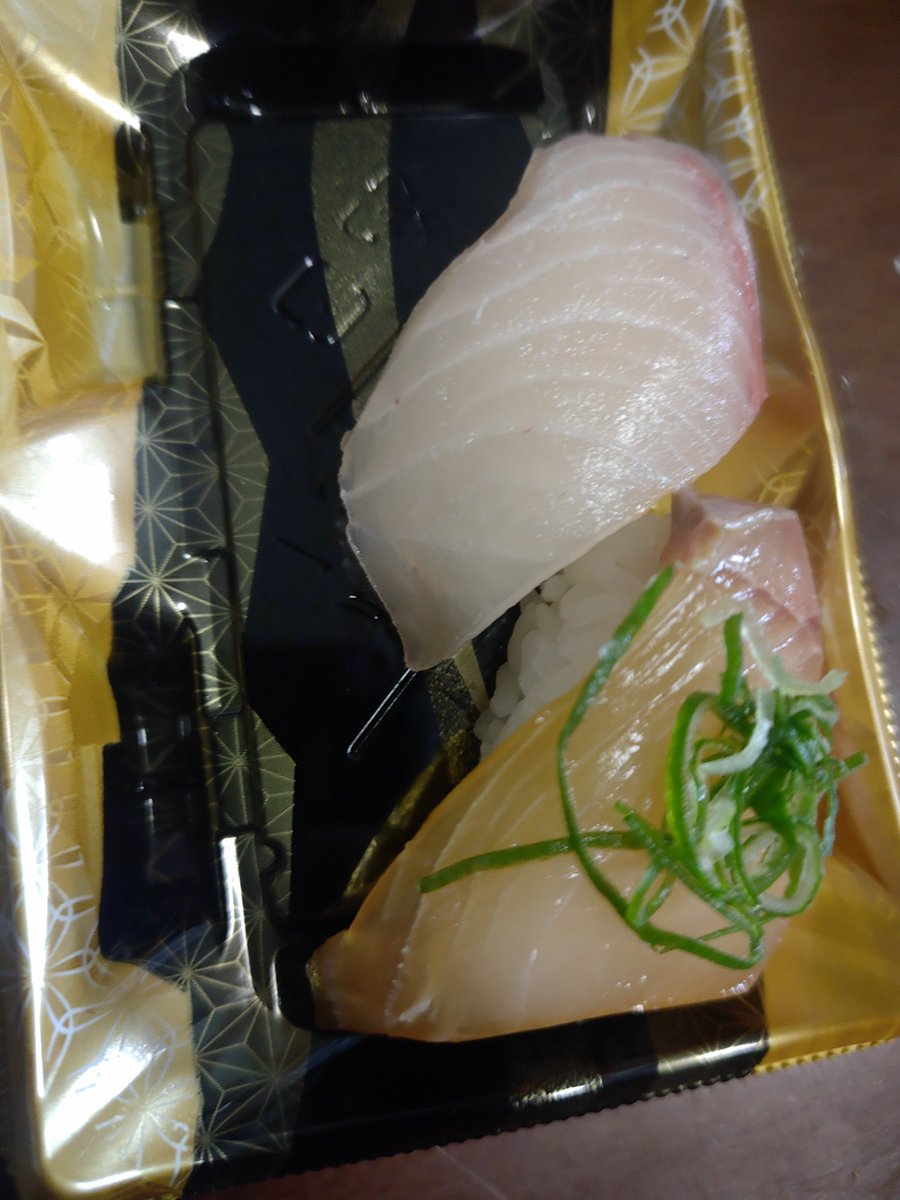 ひろいぐい太郎 tweet media