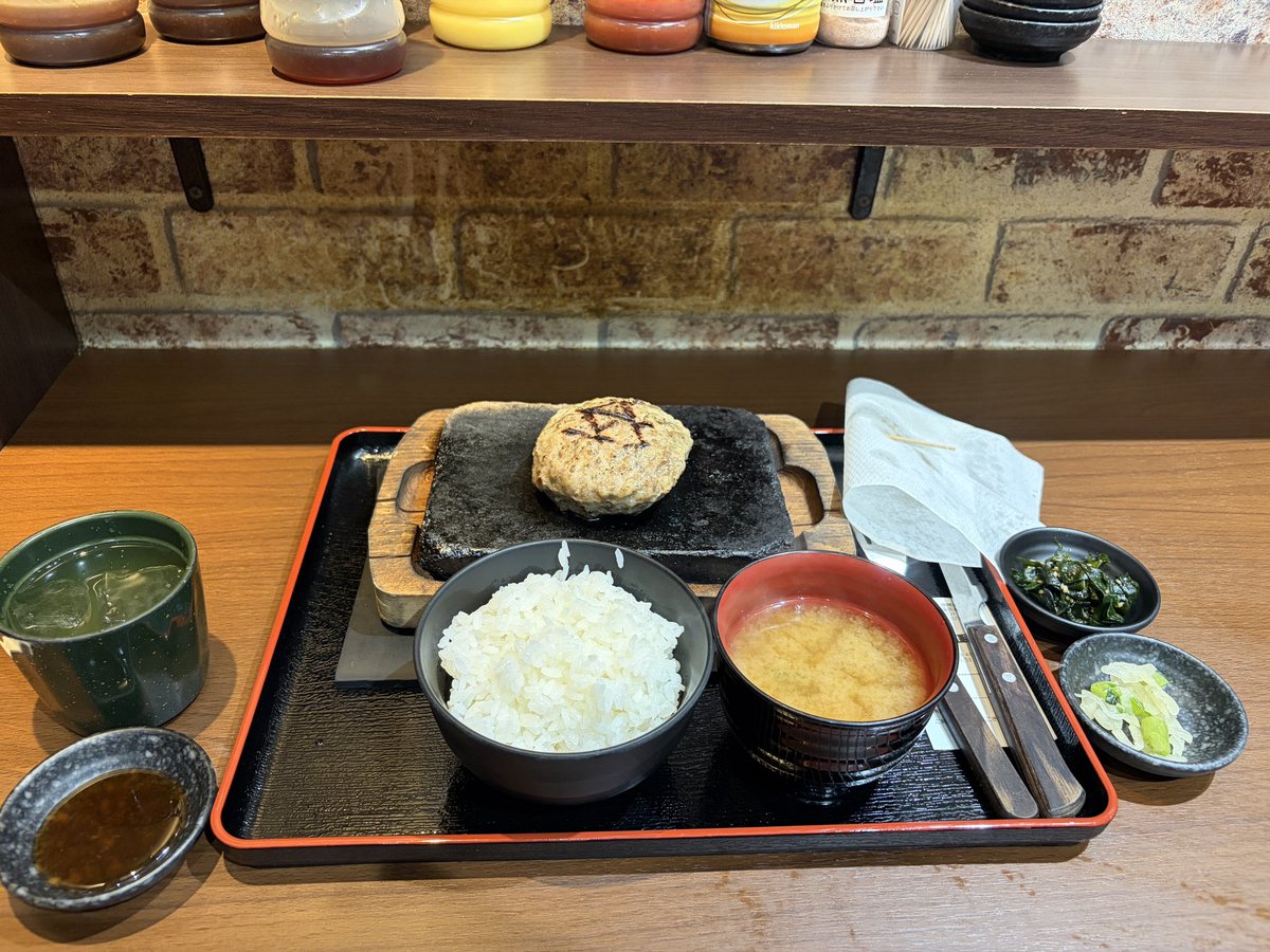 ナッティ tweet media