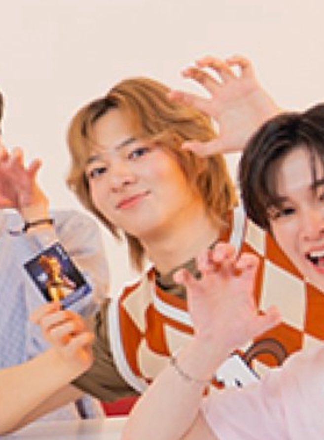 หัวใจอีกครึ่งเป็นของนุนิว🐈🎀 tweet media