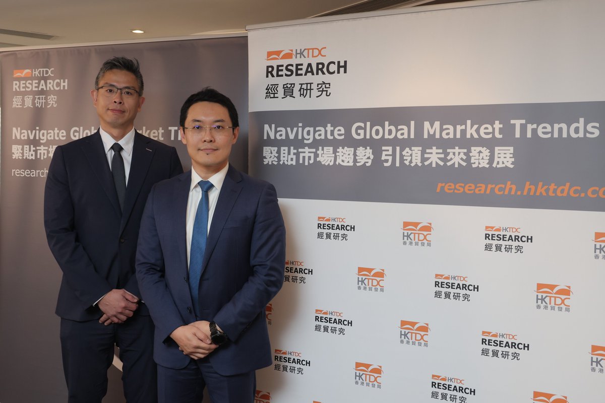 hktdc's tweet image. #HongKong exporters have adopted a more cautious stance in Q1 2026, amid ongoing global #trade and economic uncertainties, despite strong recent #export performance, according to the #HKTDC 1Q26 Export Confidence Index. Press release: bit.ly/3PU6jrD