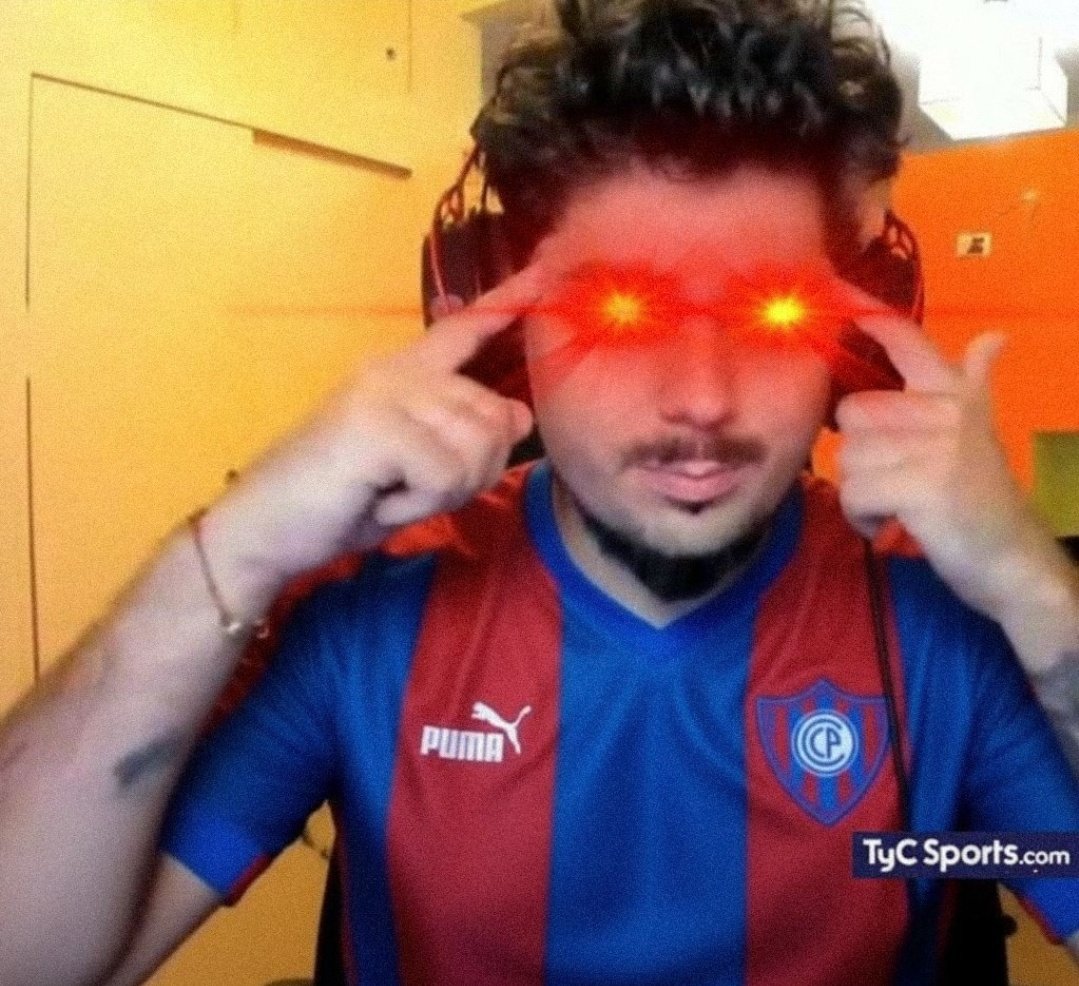 Hacerte expulsar por sacar un lateral es lo más CCP que existe, ni en la teoría del colombiano pasa esto dejate de joder.