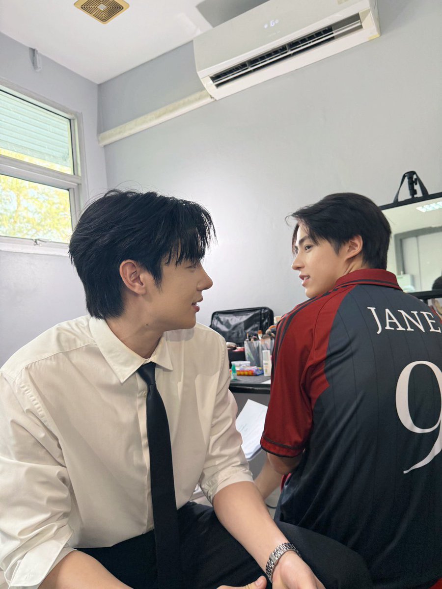 อย่าขอพี่เจน Don't Be Too Emotional tweet media