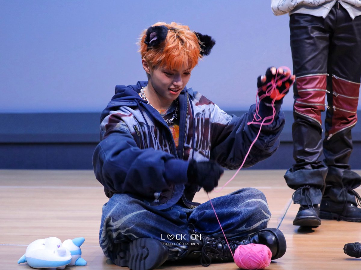 L♡CK ON tweet media