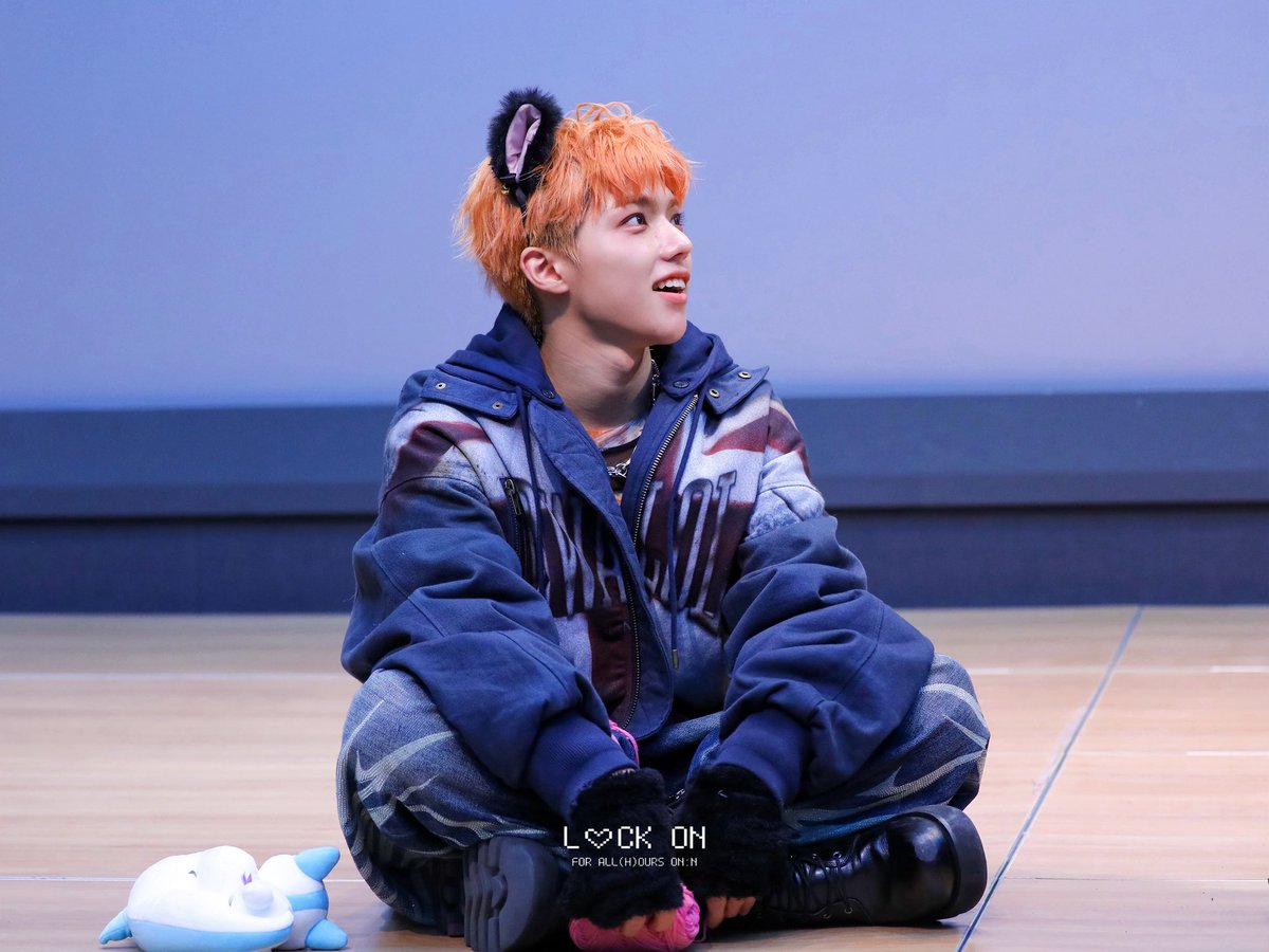 L♡CK ON tweet media