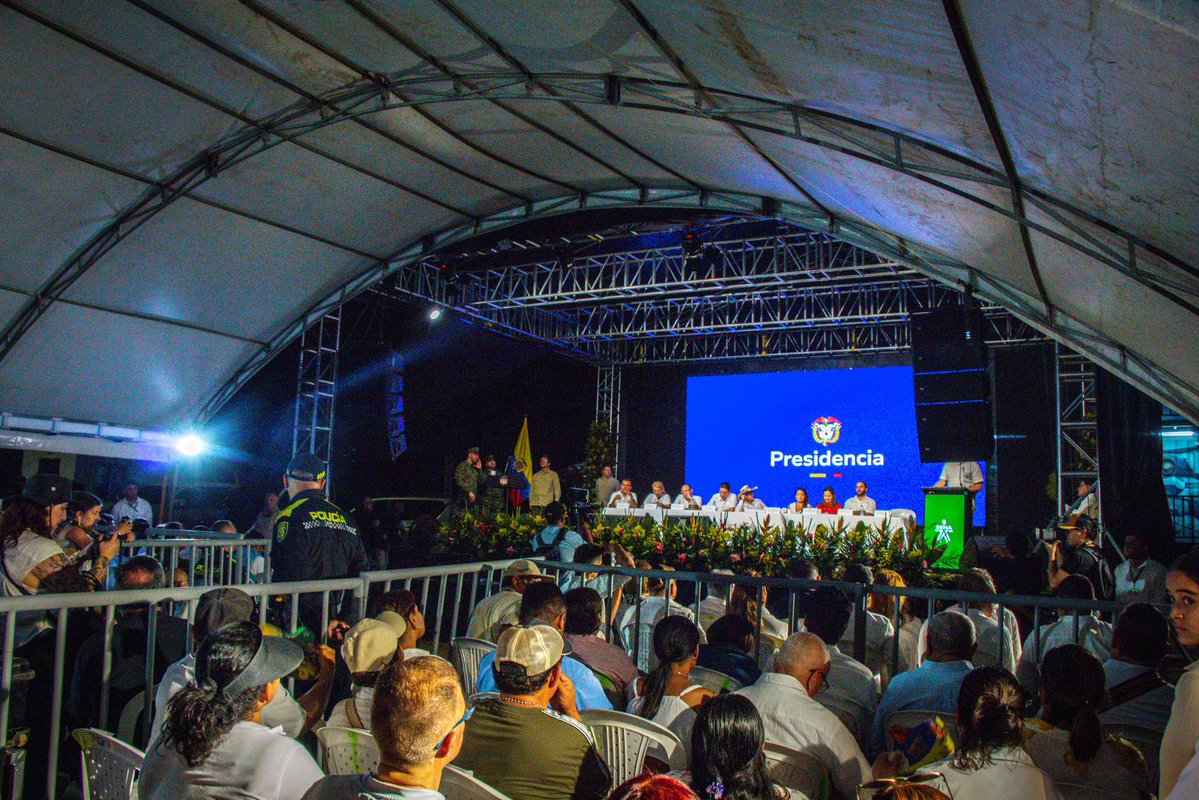 MinTrabajo tweet media