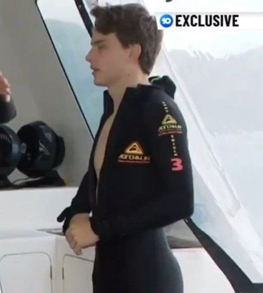 oscar piastri's pr manager tweet media