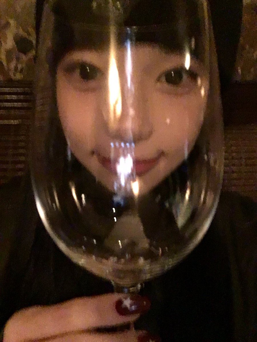 Sweetelle, tweet media