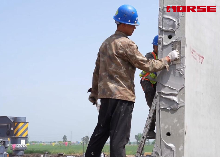 Shhorse_HM's tweet photo. "Super Glue"--HM-120SC
Constructing a 100-Meter Tower Using

Prefabricated concrete tower sections are assembled on-site into a cohesive tower structure using specialized bonding agents. https://t.co/V2LhwWEpAM