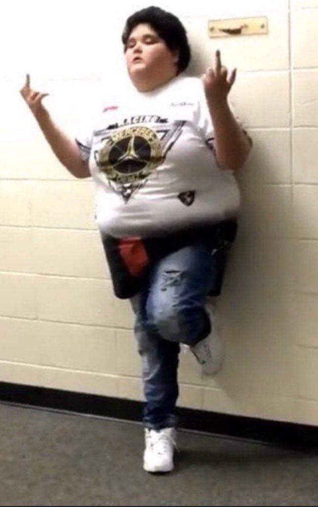 ༺anissa ༻ tweet media