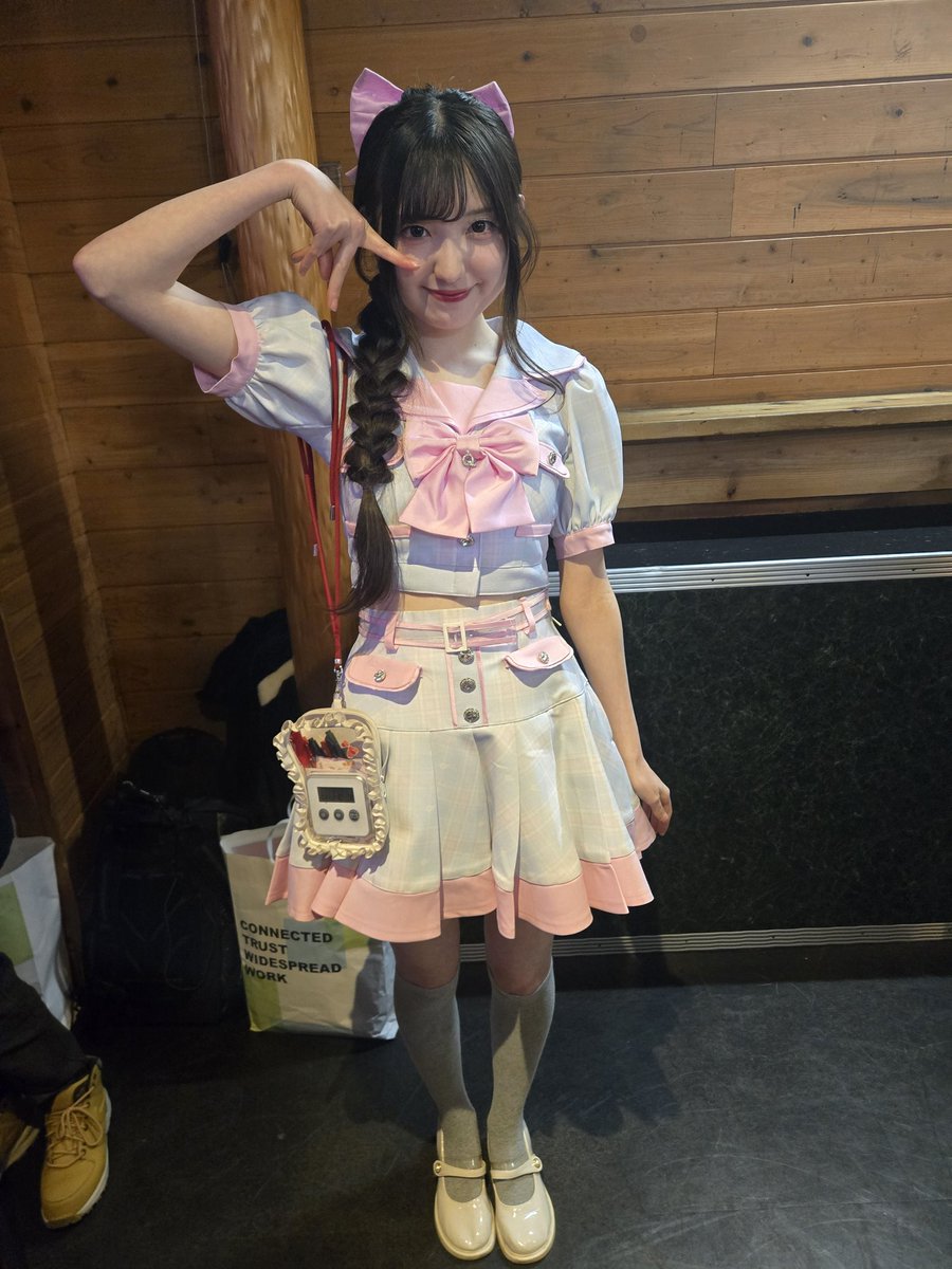 herikutsu_otoko's tweet photo. #LinQQty #森斗咲羽
上原あさみ嬢曰く(私が素直だから正解した)と言う問題。ワイはひねくれてるから正解したと思っているけど、世界一素直な(と思ってる)咲羽ちゃんが正解するなら、あさみ嬢の言う方が正論になるなと思ったので
結果、、、咲羽ちゃん正解
へ)○○とは思わんかった?
(続きはALT) https://t.co/Yve2zCTXvU