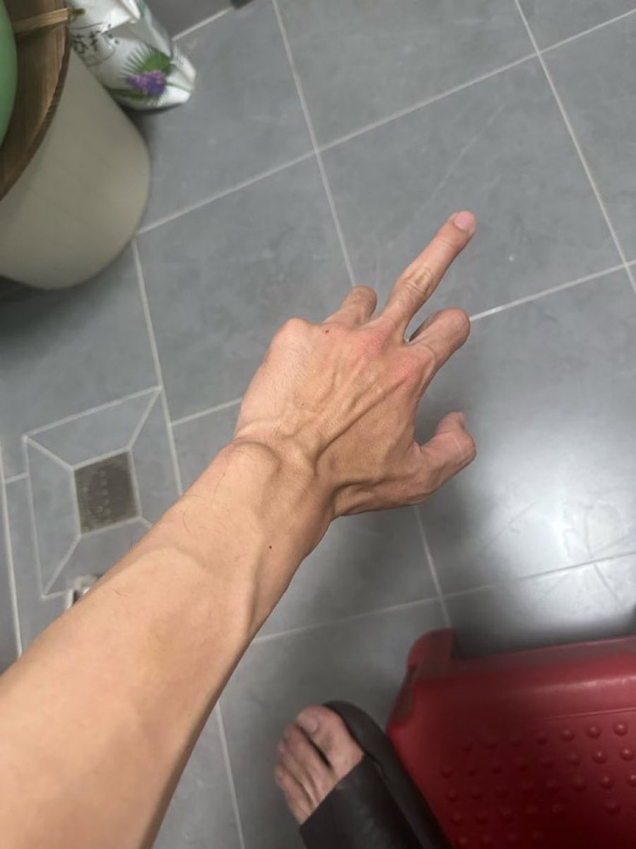 不吃奶盖 tweet media