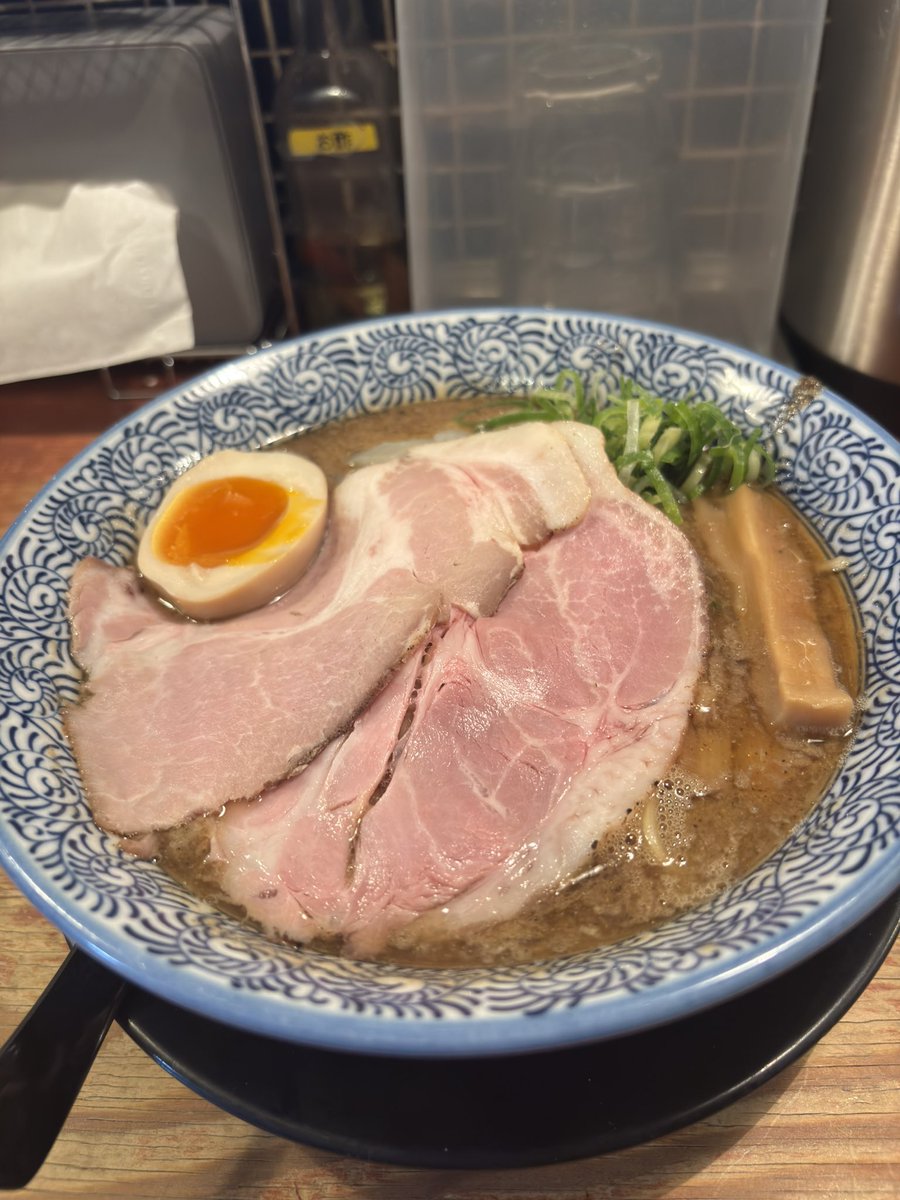 ニシムラ tweet media