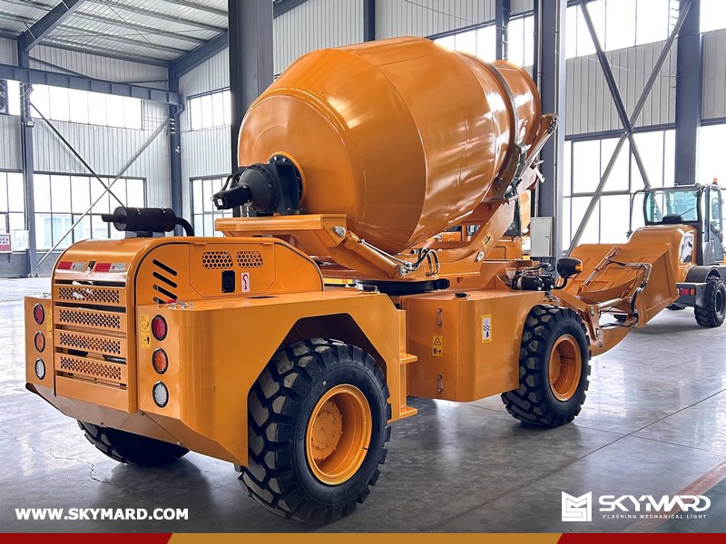skymard's tweet photo. SKYMARD exported XCMG SLM3500S self-loading mixer to Algeria 🇩🇿🚚3.5m³ output with 15.5m³/h capacity ⚙️
YUCHAI engine and compact 8.1T design 💪Ideal for efficient concrete work 🏗️
📧 Email: export@skymard.com
#XCMG #SelfLoadingMixer #ConcreteEquipment #Algeria https://t.co/kacWW6z3wr