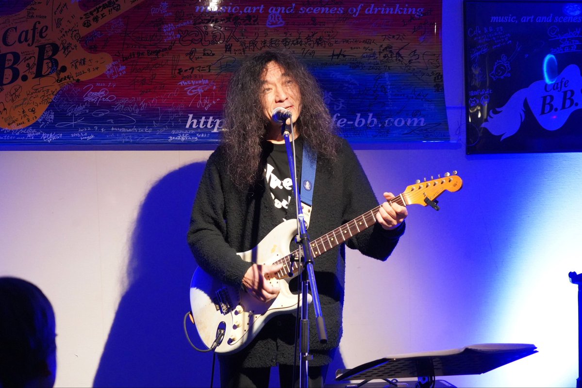 ２３０ tweet media