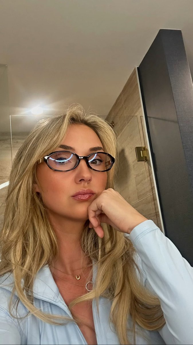 Sara Michelle Winter tweet media