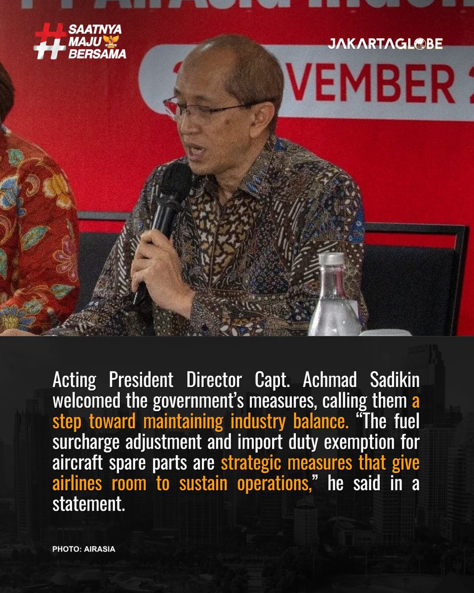 thejakartaglobe's tweet image. Indonesia’s airlines are still struggling to cope with rising operational costs despite a 38% increase in fuel surcharges, forcing carriers to adjust routes and operations as global oil prices continue to climb. #jakartaglobe #Airlines #FuelSurcharge #OilPrices #AviationIndustry