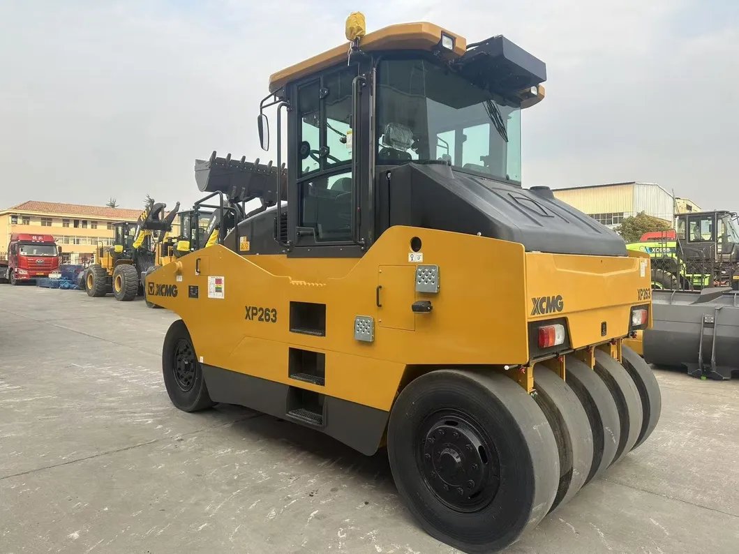 Ciel001204's tweet photo. Welcome to inquire！
#roadroller #xcmg #sem #loader #excavator #motorgrader #hyundai https://t.co/W1lOeld6OF