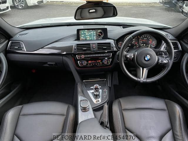 BEFORWARDJAPAN's tweet image. 🔥BMW M3✨

BMW M3 is a high-performance sports sedan with powerful engines, sharp handling, and a bold design—built for both daily driving and thrilling speed.

👉 Browse all BMW M3 cars: go.beforward.jp/Cars-BmwM3
.
.
.
#beforward #auto #cars #jdmcars #jdm #autos #automobile