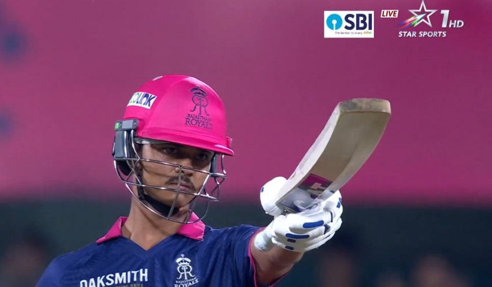 Pratika's Poetry tweet media