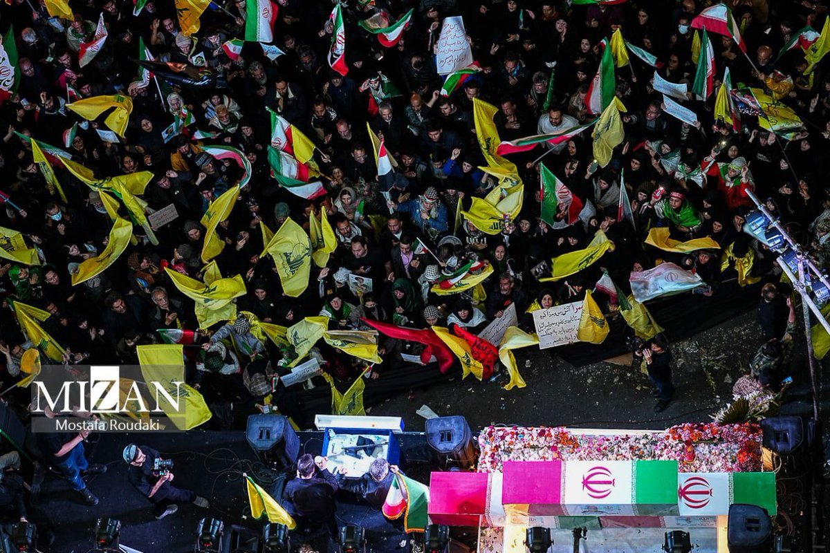 whyharsh09's tweet photo. Overnight Images From Iran - 

#Israel #Geopolitics #UsVsIran 
#Iran https://t.co/cLb0EwbtYv