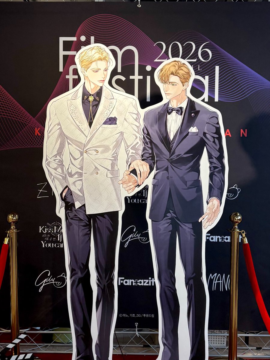 모레 tweet media