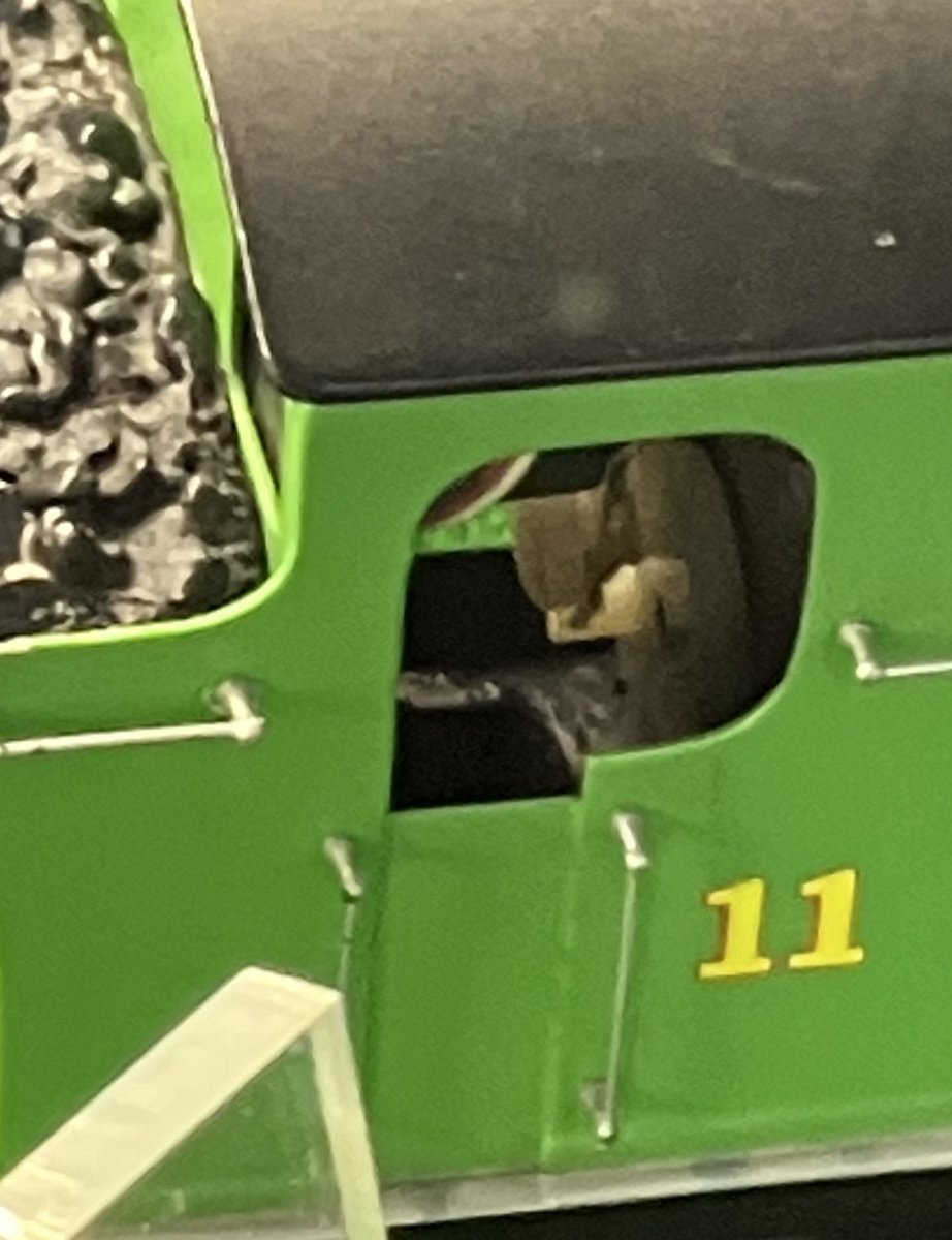 オリヴァリン酸🅾🅻🅸🆅🅴-®️テイフジョウ tweet media