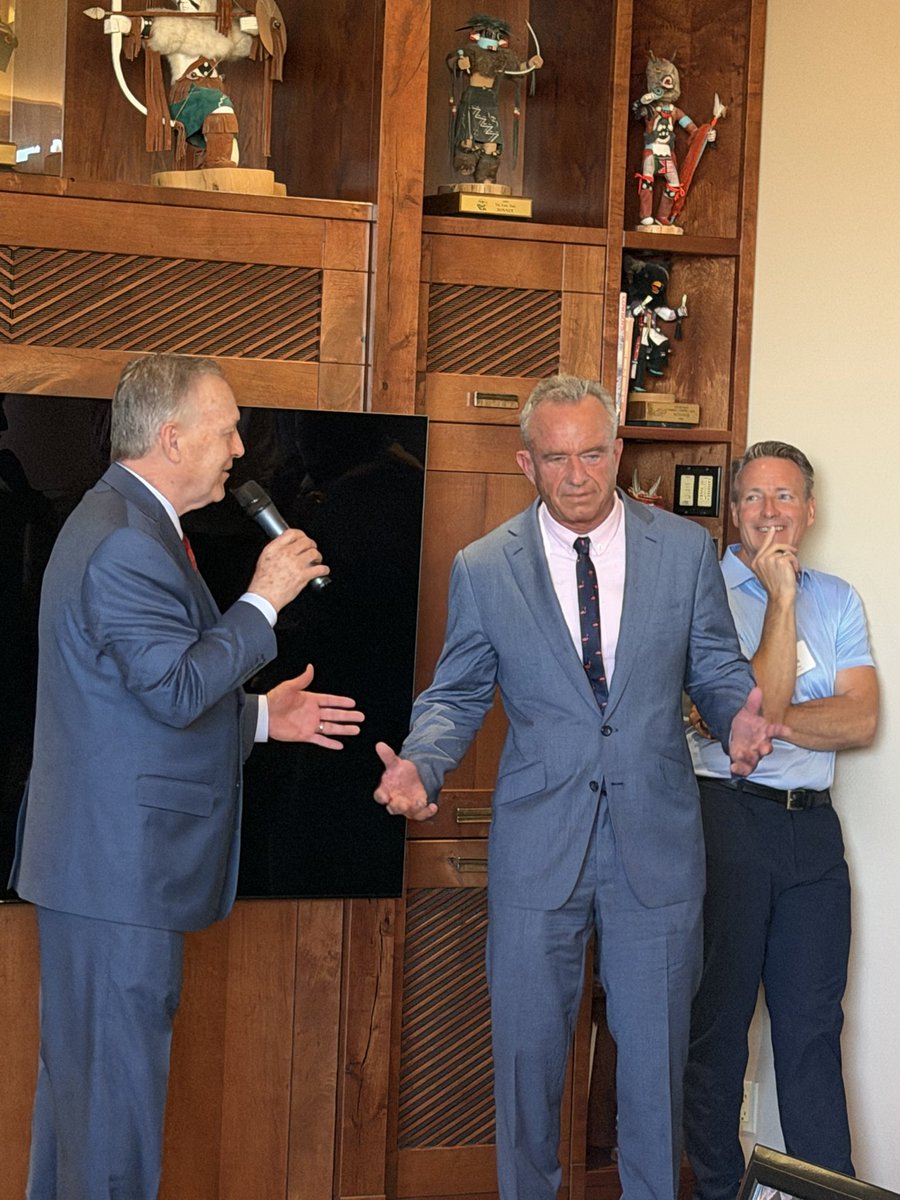 AZMAHAMARY tweet media