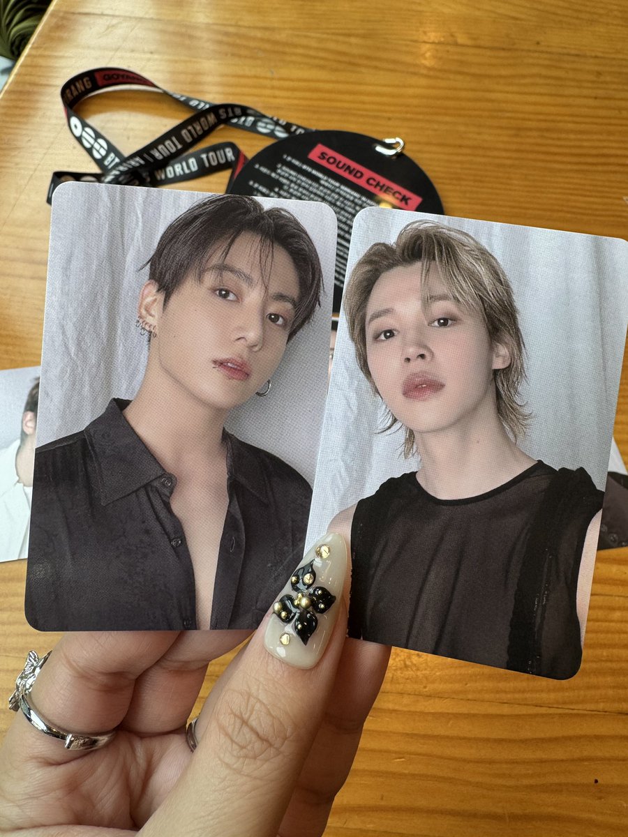 𝗮𝗺𝗮𝗿𝗶 ౨ৎ⋆˚｡⋆ tweet media