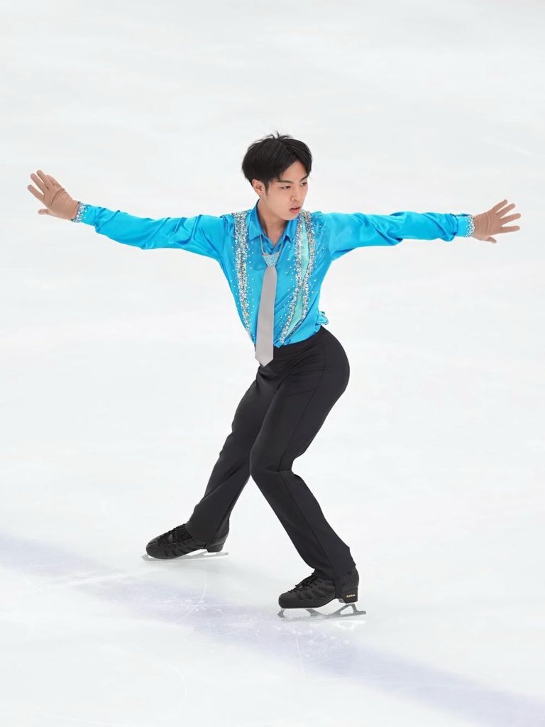 法政大学体育会スケート部フィギュア部門 tweet media