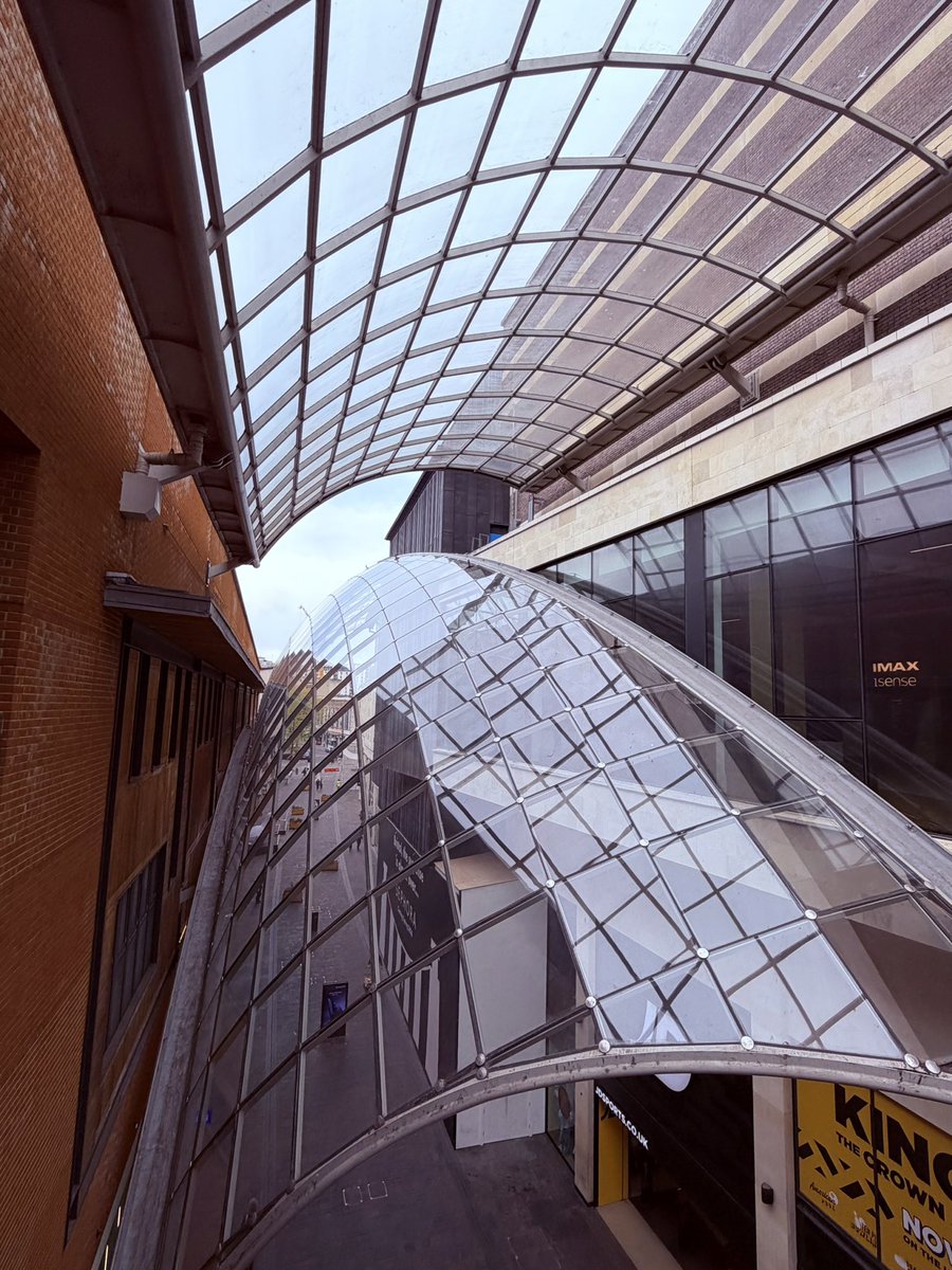 AmarinRubber's tweet image. Over the years we’ve been involved in some pretty exciting projects, none more so than the roof at Cabot Circus in Bristol.

We supplied the rubber that seals the glass. Still looks pretty good after all this time 😉

 #Projects #Bespoke #Architecture
