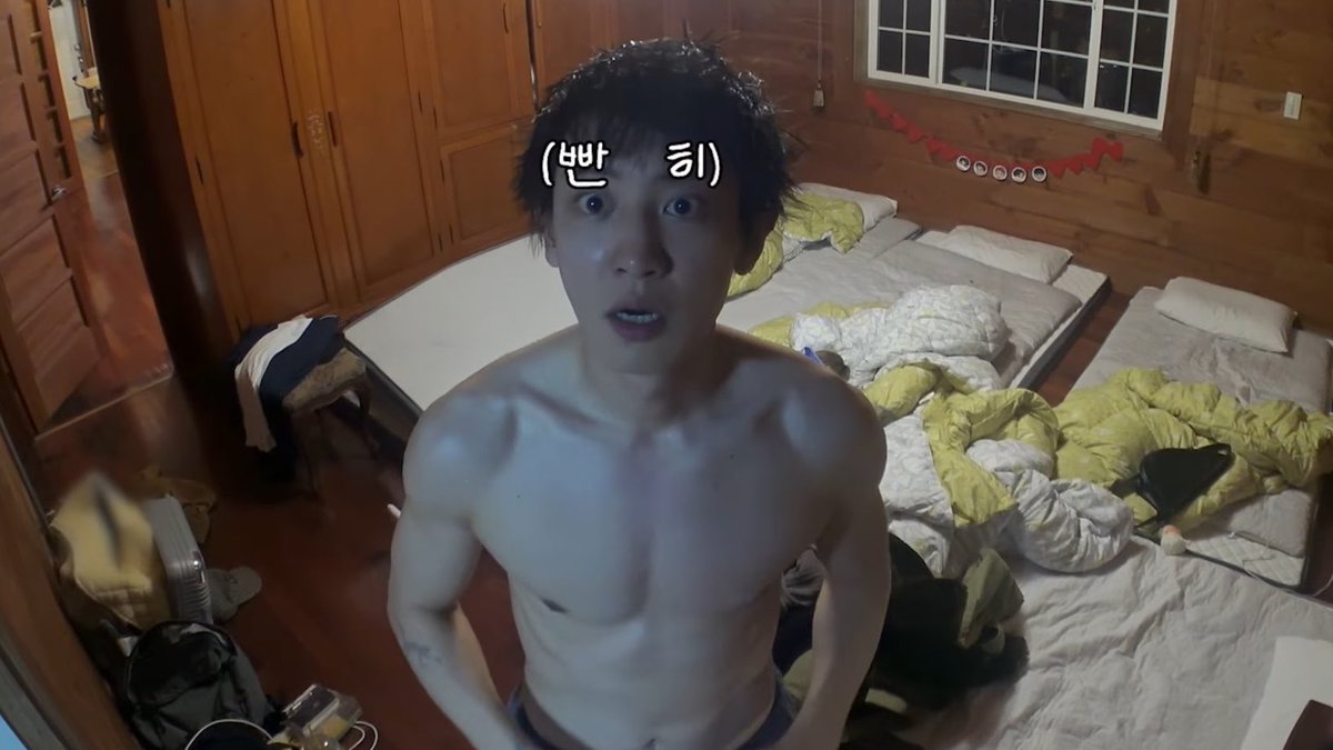 oshcuddles's tweet photo. PARK CHANYEOL?!!!!! 🫠 https://t.co/SNw20ydkth
