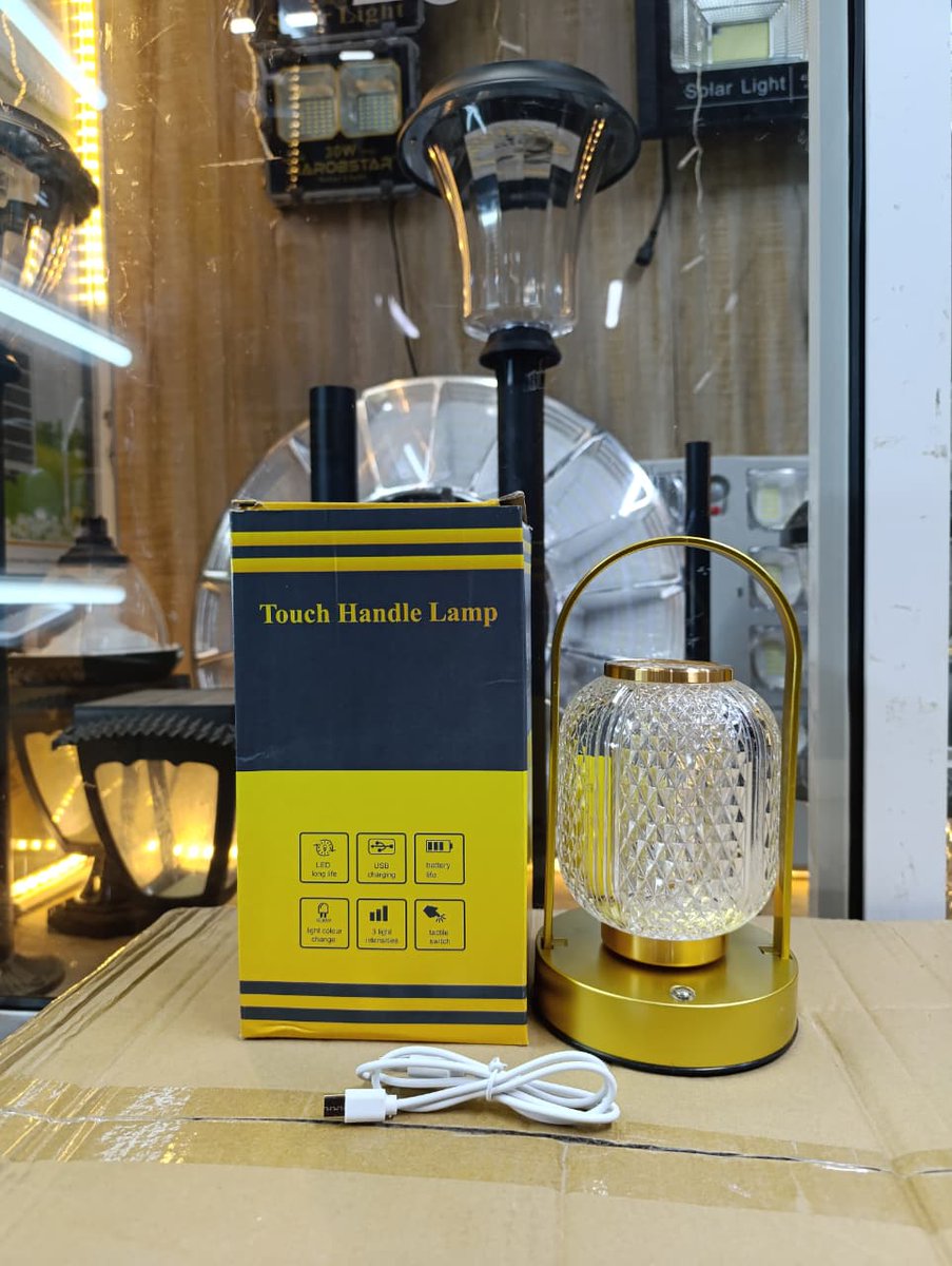 Gideon_Kitheka's tweet image. 𝗡𝗘𝗪 𝗔𝗥𝗥𝗜𝗩𝗔𝗟!

Touch Handle Lamp
~Rechargeable.
~Touch Control. 
~Three lighting colors.
~Bright and dimmable. 

Kshs1700/=

WhatsApp No: 0754212159 
#BushSolarLightsDelivers