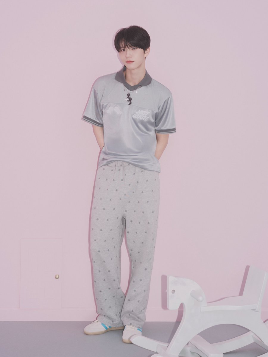 WEGO_press's tweet image. ˚*.✩꒰ঌ NCT WISH★WEGO COLLABORATION ໒꒱✩.*˚
#NCTWISH #JAEHEE #collaboration

▼NCT WISHコラボアイテムはこちら▼
wego.jp/pages/f-cts-nc…

＜“NCT WISH” COLLABORATION ITEMS＞
◾受注販売期間・対象商品
2026年4月17日（金）16:00〜2026年4月27日（月） 11:59まで