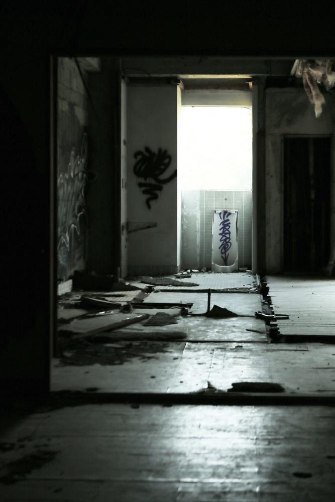 やはりスイートルームのトイレは広すぎるって。

#春の廃便所祭り 
#春の廃便所祭り2026